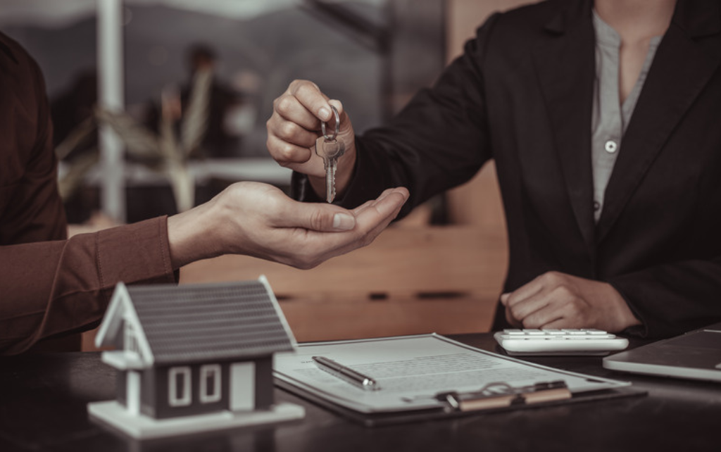 7 Smart Ways to Handle Rent Increases: The Ultimate Guide for St. Louis Landlords